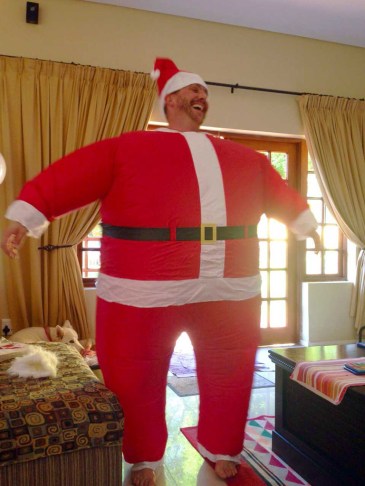 Inflatable-Santa-2_1024x1024